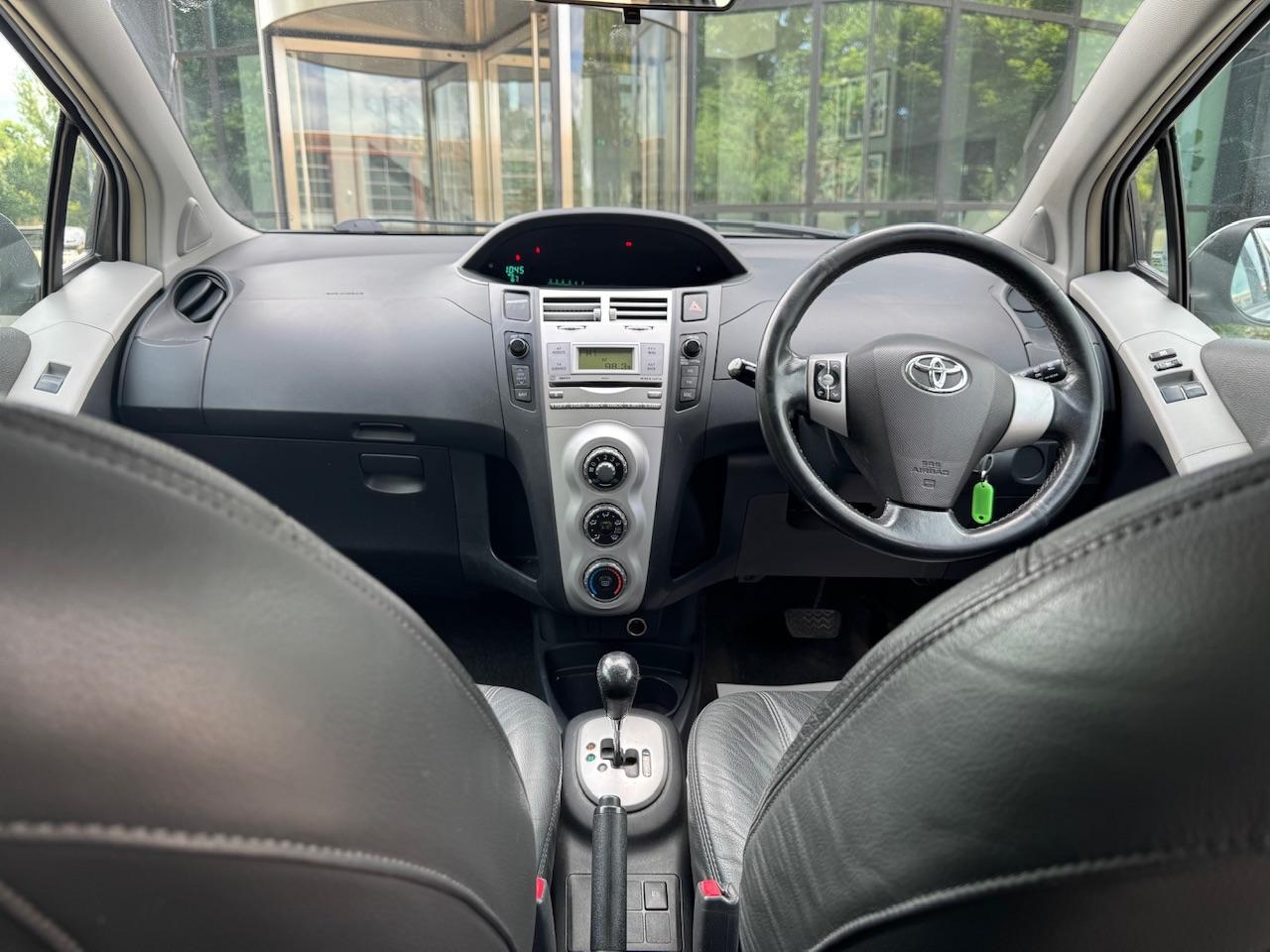 2006 Toyota Yaris 2006 Toyota Yaris