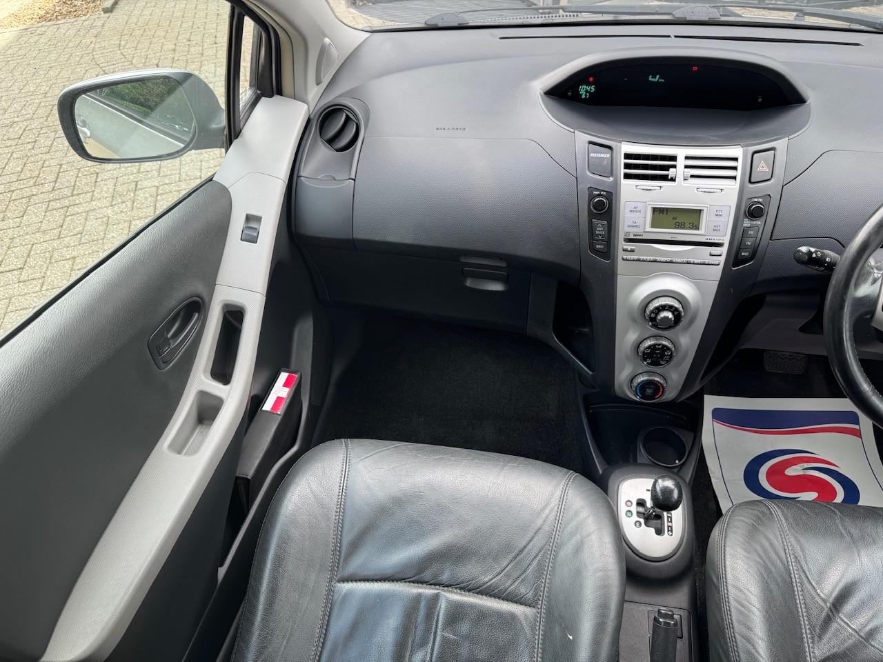 2006 Toyota Yaris 2006 Toyota Yaris