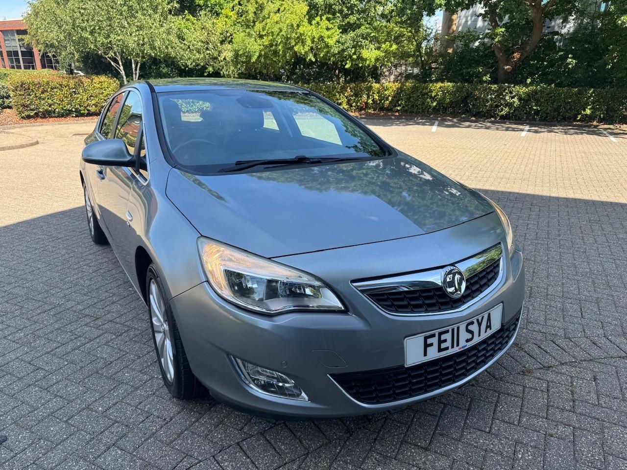2011 Vauxhall Astra 2011 Vauxhall Astra