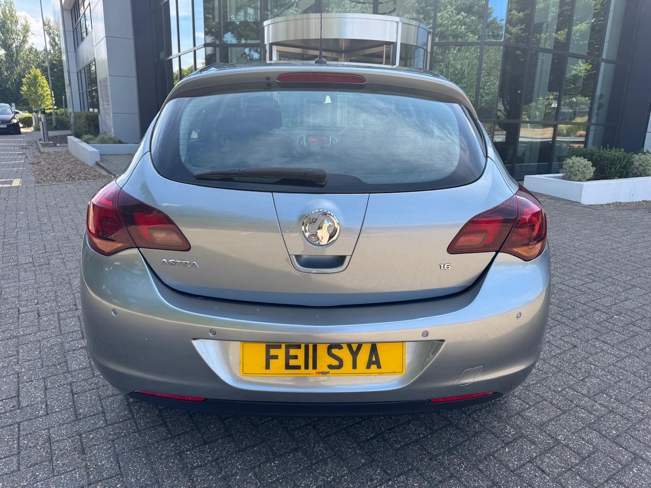 2011 Vauxhall Astra 2011 Vauxhall Astra