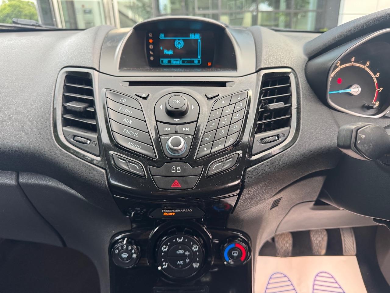2013 Ford Fiesta 2013 Ford Fiesta