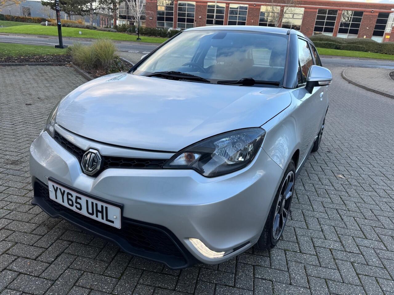 2015 MG MG3