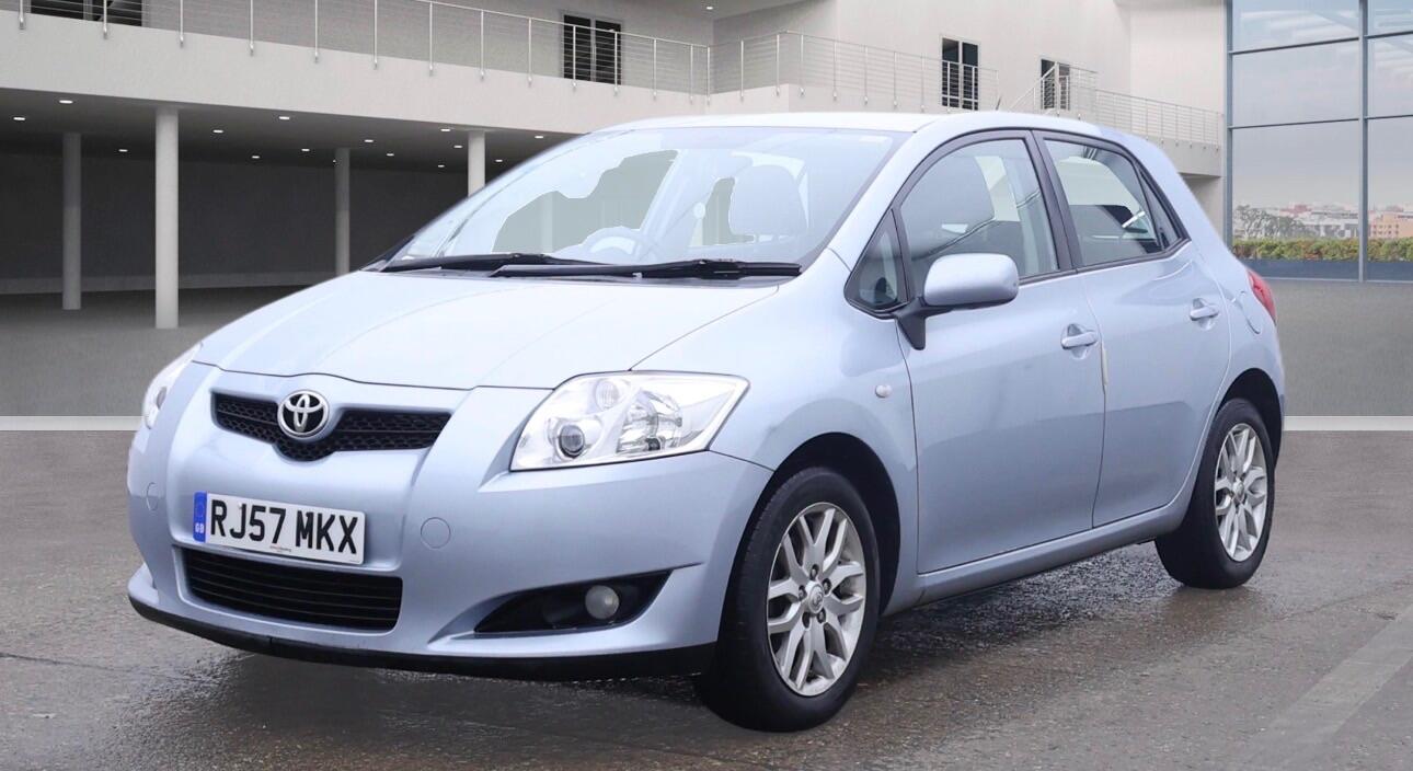 2007 Toyota Auris