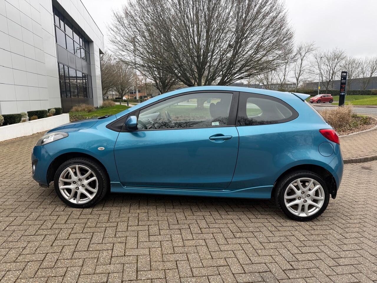 2012 Mazda Mazda2