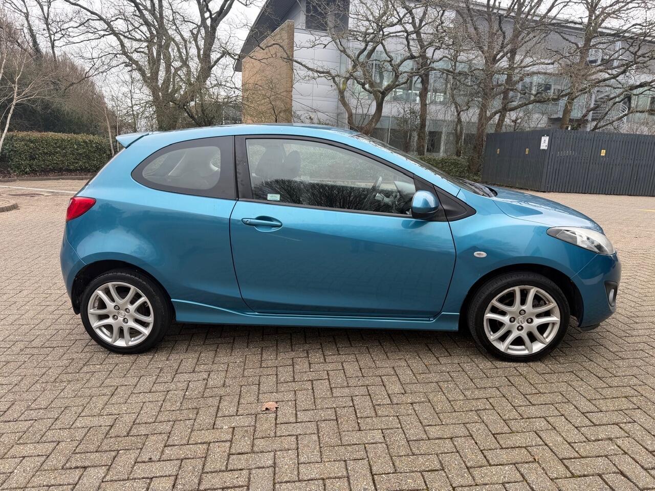 2012 Mazda Mazda2