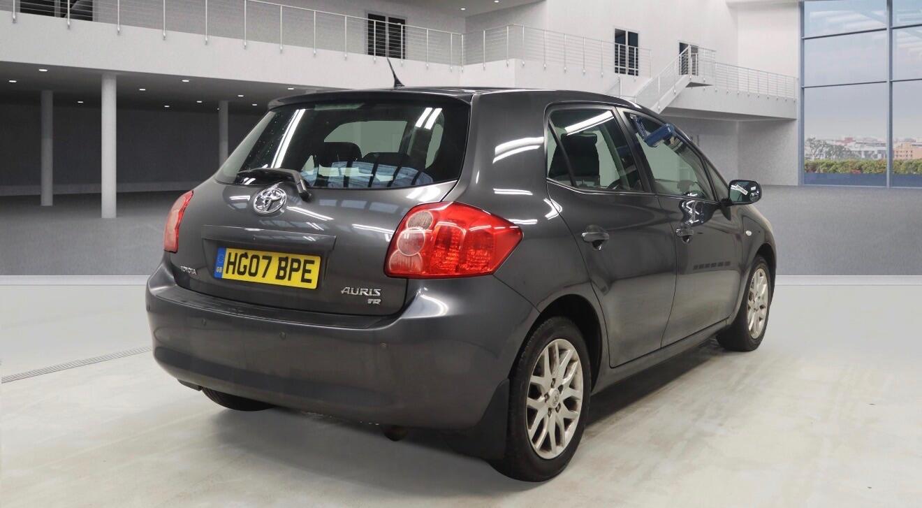 2007 Toyota Auris