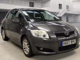 2007 Toyota Auris