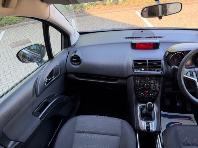 2011 Vauxhall Meriva
