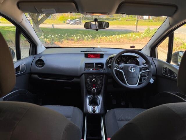 2011 Vauxhall Meriva