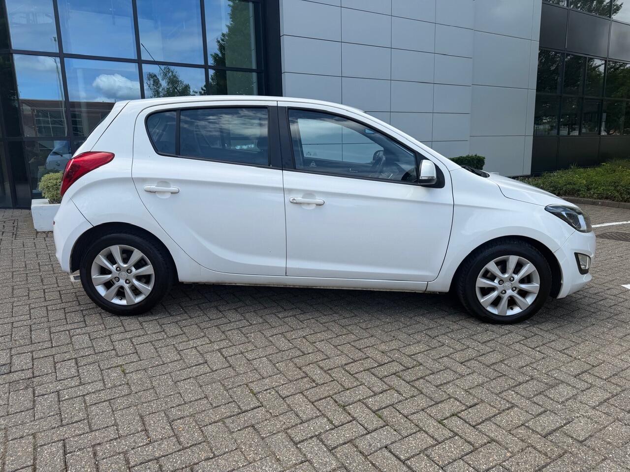 2013 Hyundai i20