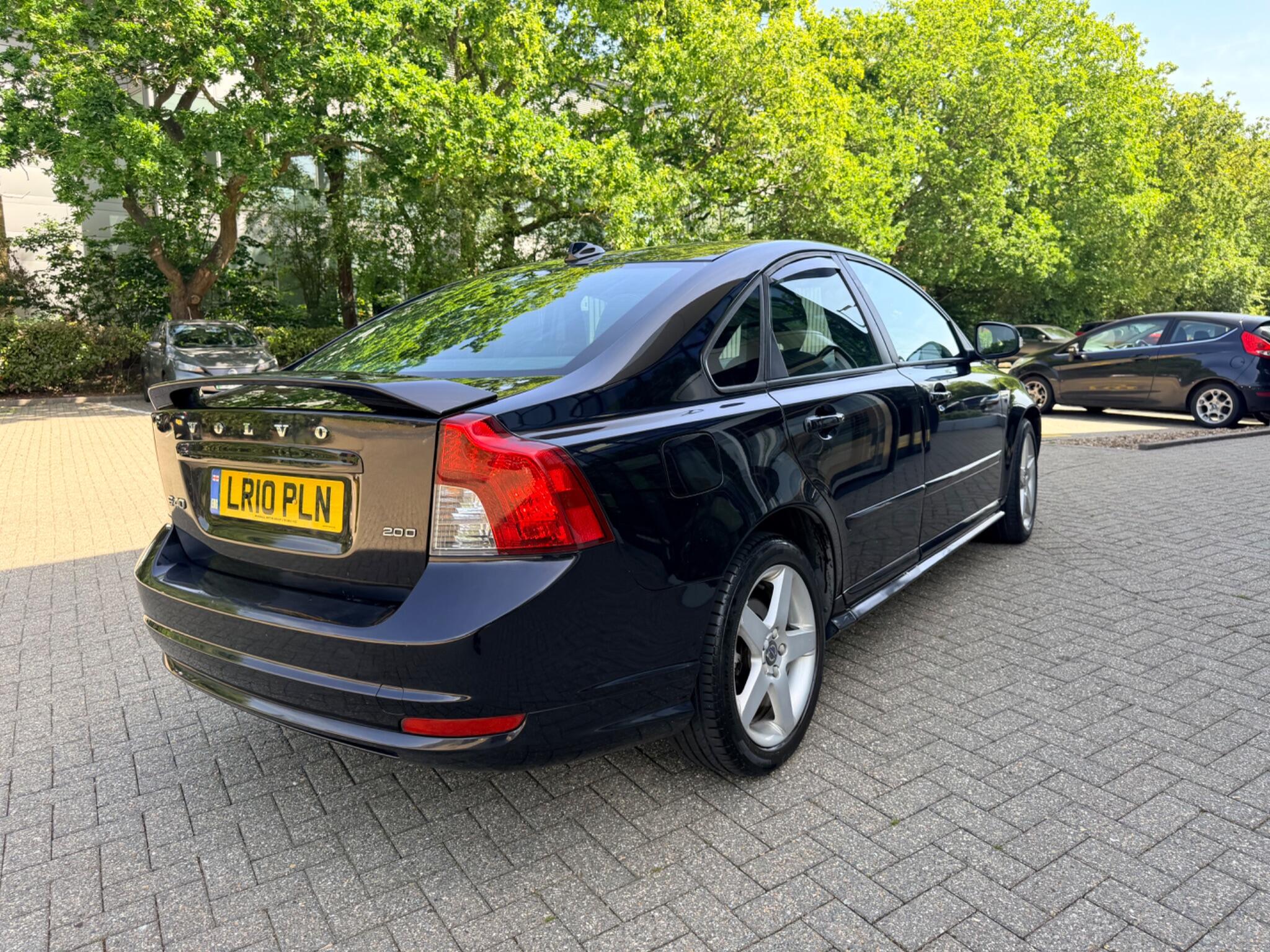 2010 Volvo S40