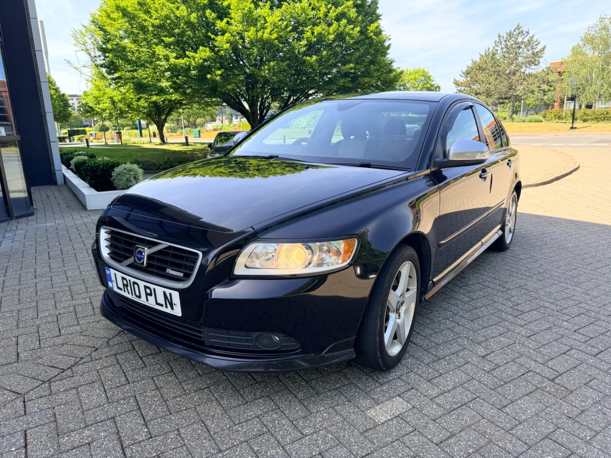 2010 Volvo S40