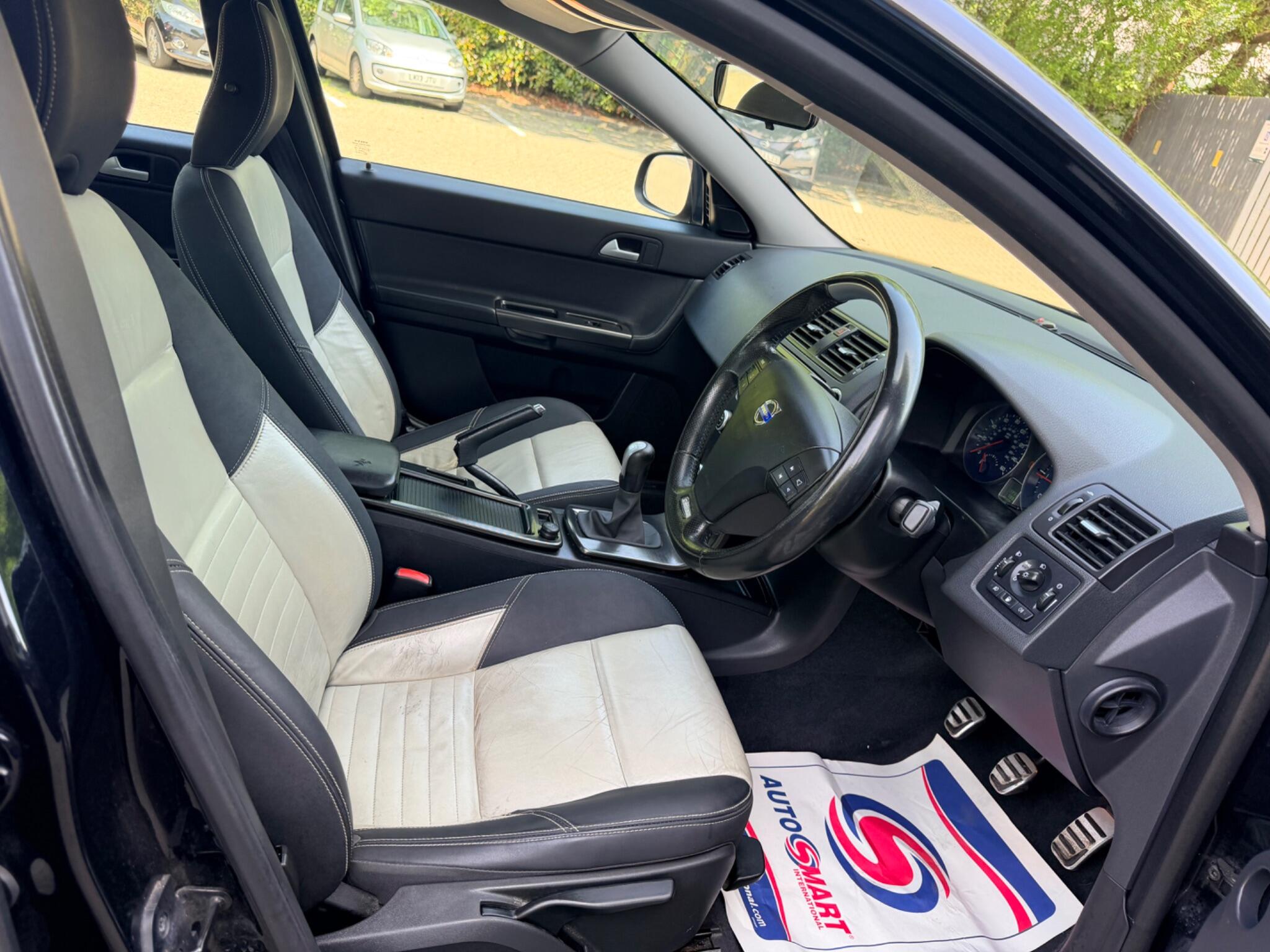 2010 Volvo S40